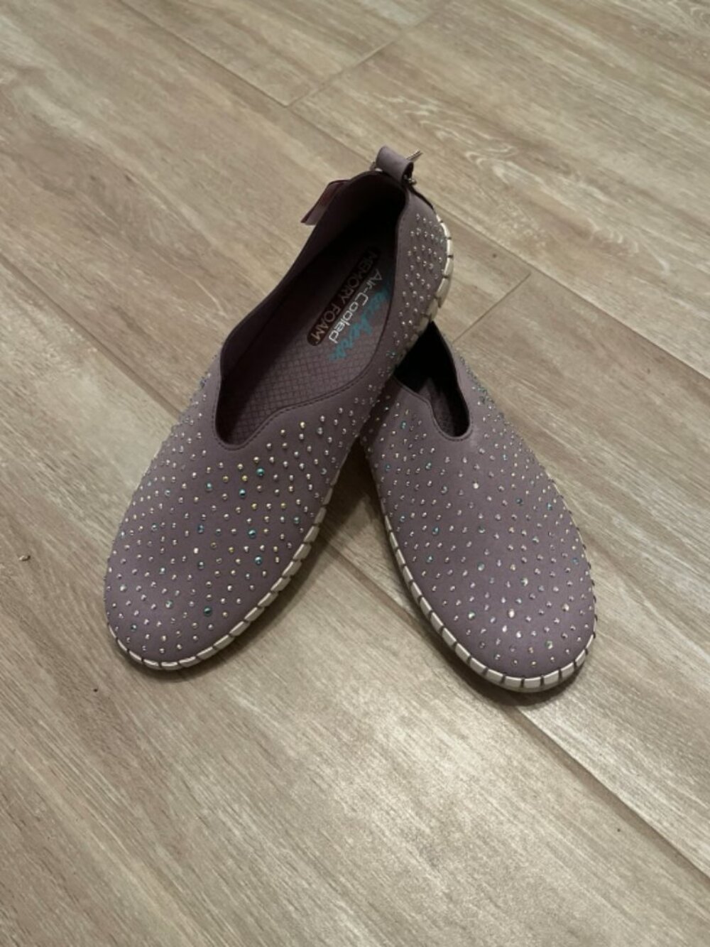 Sketchers Lilac slip ons with Rhinestones